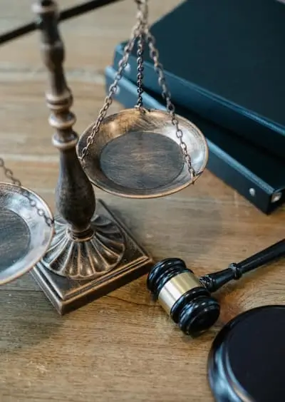 Justice Icon